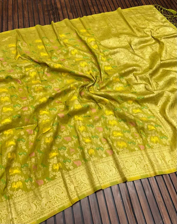 Olive_Green_Animal_Motif_Kadi_Crepe_Georgette_Saree_With_Meenakari_Jaal_Rich_Pallu_Unstitched_Blouse