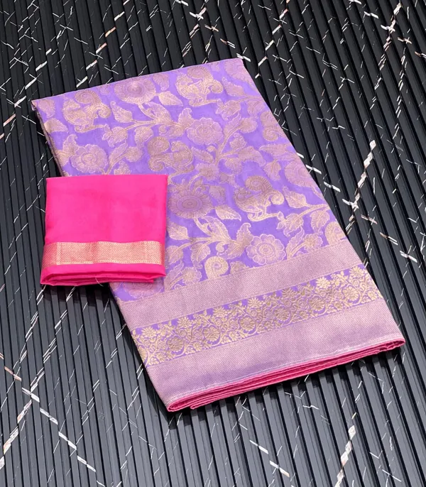 Lavender_Purple_Floral_Zari_Khaddi_Crepe_Georgette_Saree_With_Rich_Woven_Pallu_Unstitched_Blouse