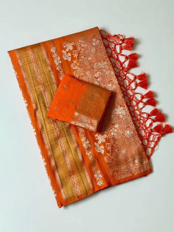 Orange_Floral_Zari_Chinya_Tissue_Silk_Saree_With_Geometric_Rich_Pallu_Unstitched_Blouse