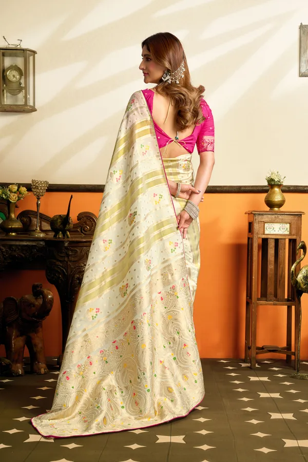 Ivory_Floral_Minakari_Chinya_Tissue_Viscose_Crepe_Silk_Saree_With_Rich_Pallu_Unstitched_Contrast_Blouse
