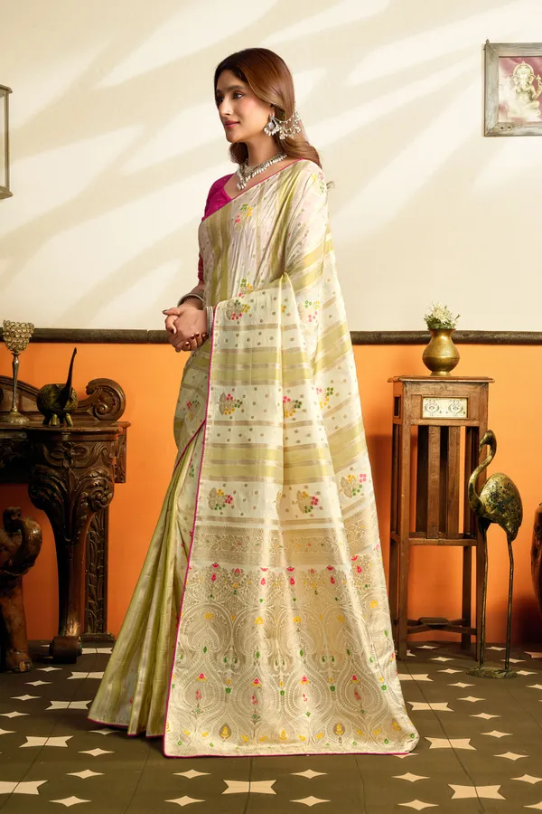 Ivory_Floral_Minakari_Chinya_Tissue_Viscose_Crepe_Silk_Saree_With_Rich_Pallu_Unstitched_Contrast_Blouse