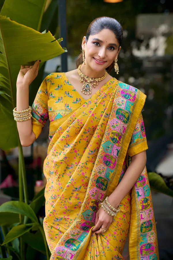 Mustard_Yellow_Pure_Softy_Silk_Jacquard_Woven_Digital_Heritage_Print_Saree_With_Running_Unstitched_Blouse