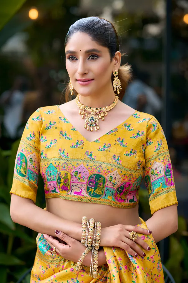 Mustard_Yellow_Pure_Softy_Silk_Jacquard_Woven_Digital_Heritage_Print_Saree_With_Running_Unstitched_Blouse