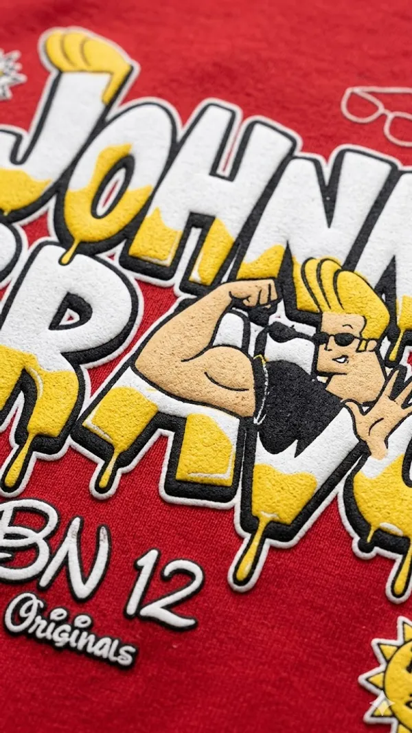 Johnny_Bravo_Graphic_Print_Maroon_T-Shirt