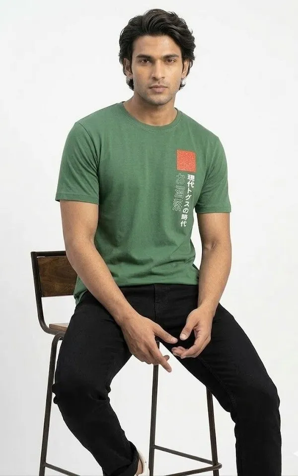 Graphic_Print,_Typography,_Printed_Men_Round_Neck_Green_T-Shirt