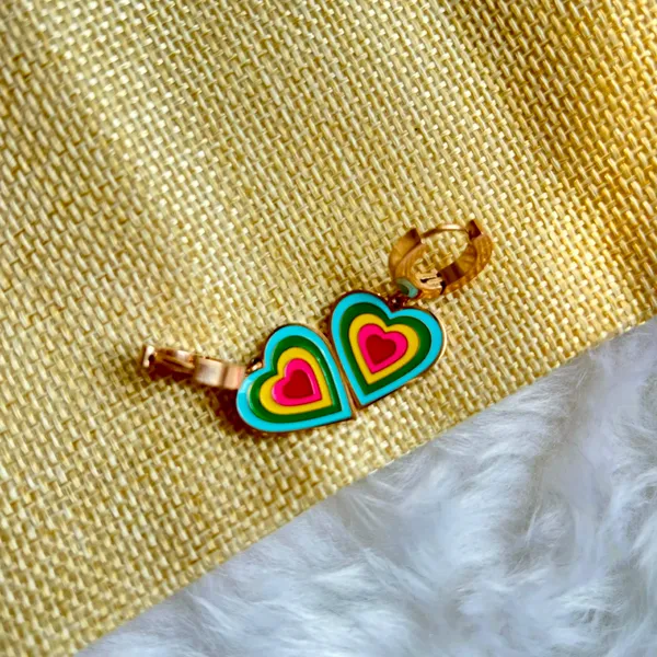 Colorful_Heart_Hoops