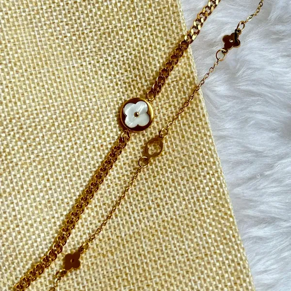 Floral_Link_Bracelet