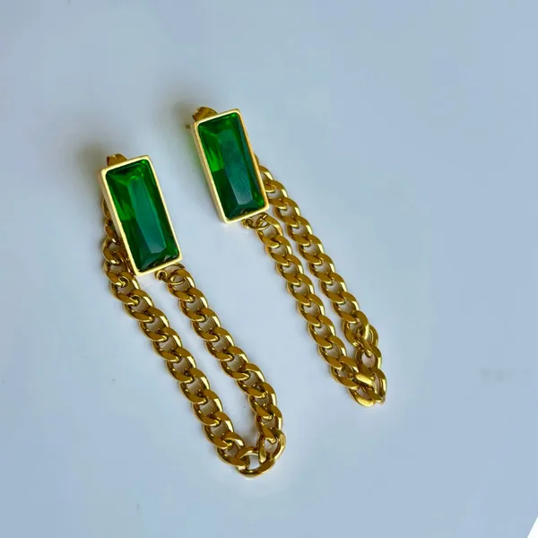 Emerald_Link_Earrings