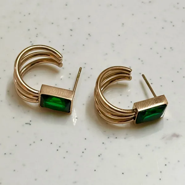 Emerald_Stone_Cuffs