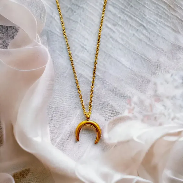 Horseshoe_Pendant_Chain