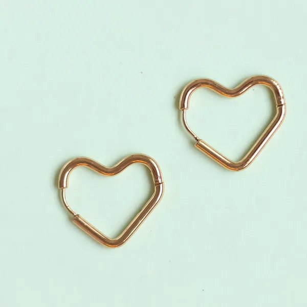 Heart_Shaped_Golden_Hoops