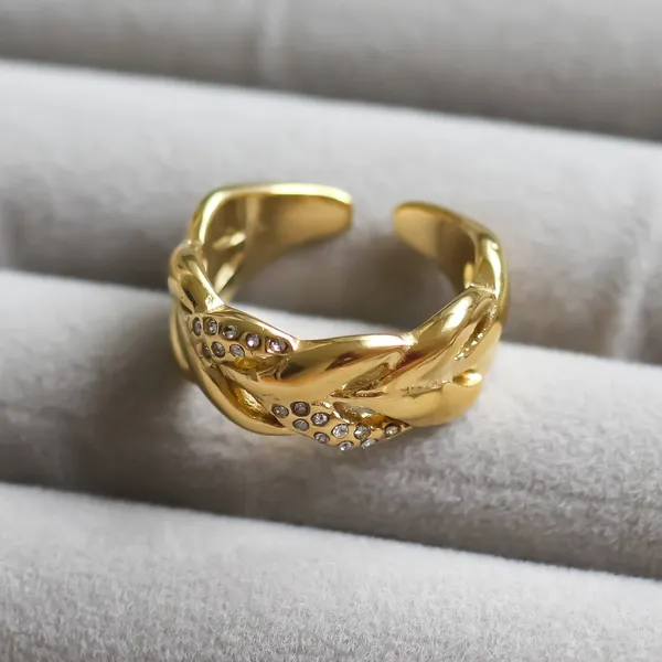 Gold_Band_Ring