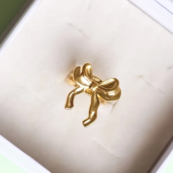 Bow_Ring