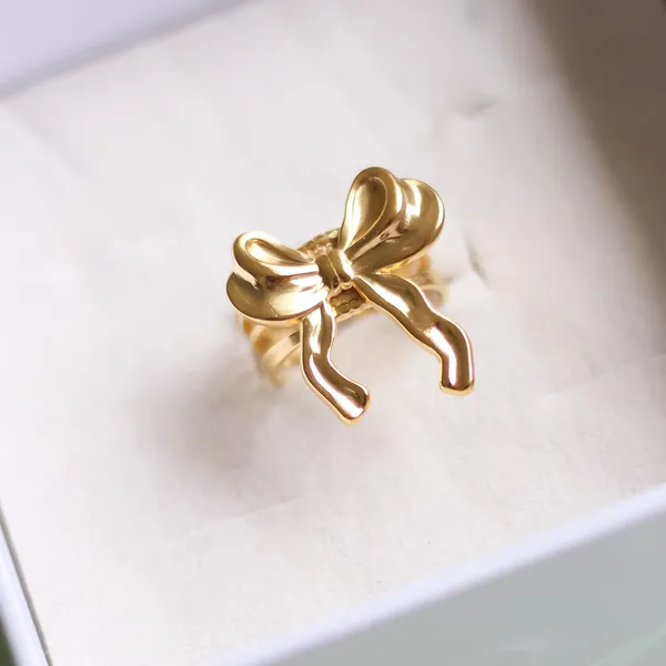 Bow_Ring