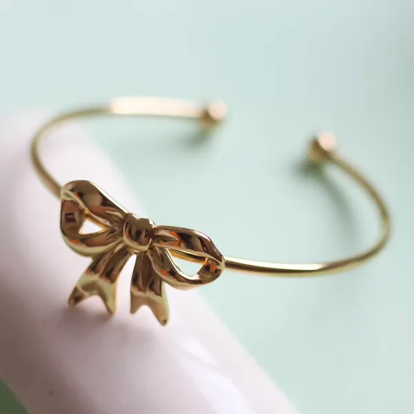Bow_Bangle