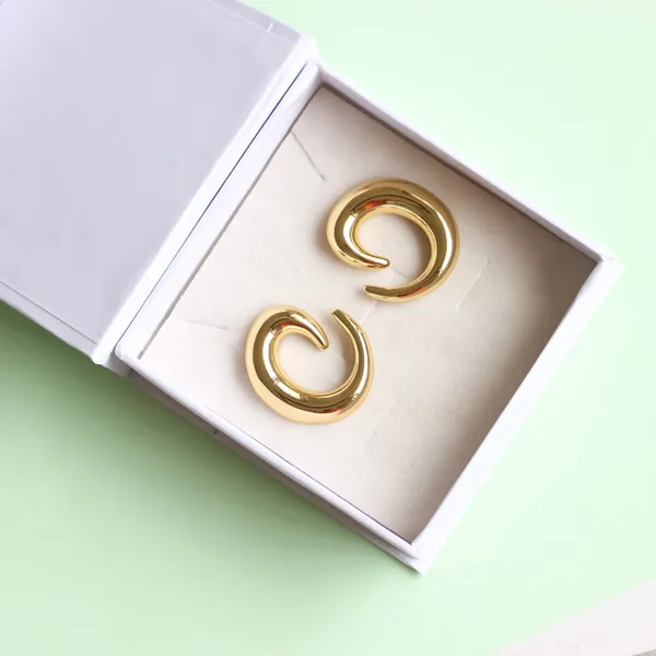 Small_Monet_Hoops