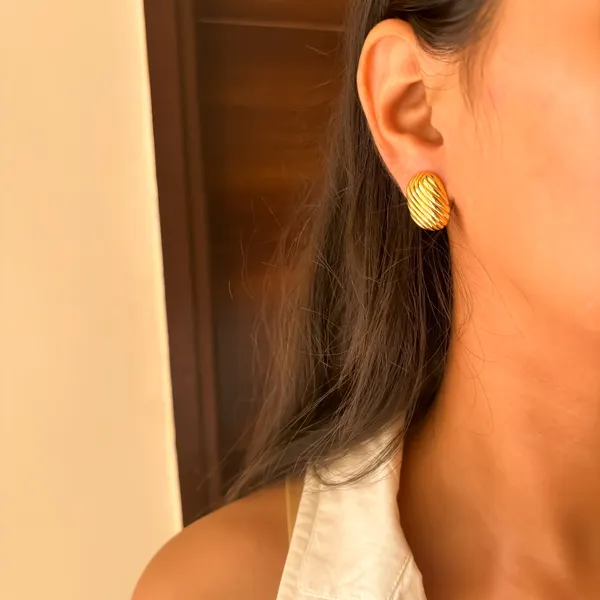 Clara_Stud_Earrings