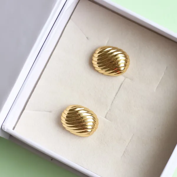 Clara_Stud_Earrings