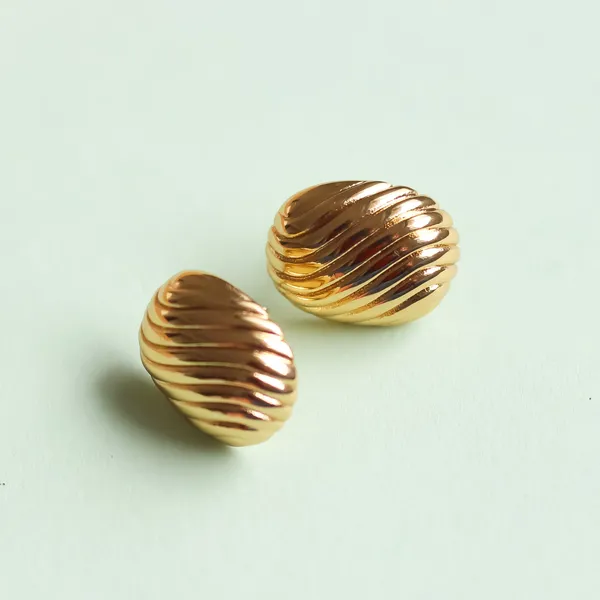 Clara_Stud_Earrings