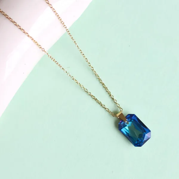 Crystal_Blue_Necklace