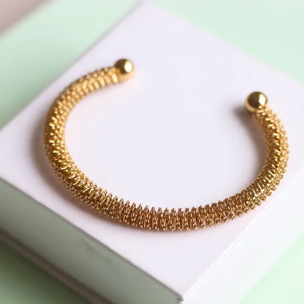 Spring_Cuff_Bracelet