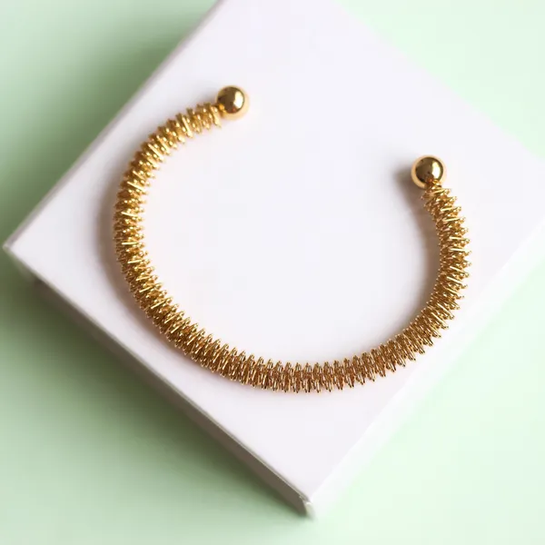 Spring_Cuff_Bracelet