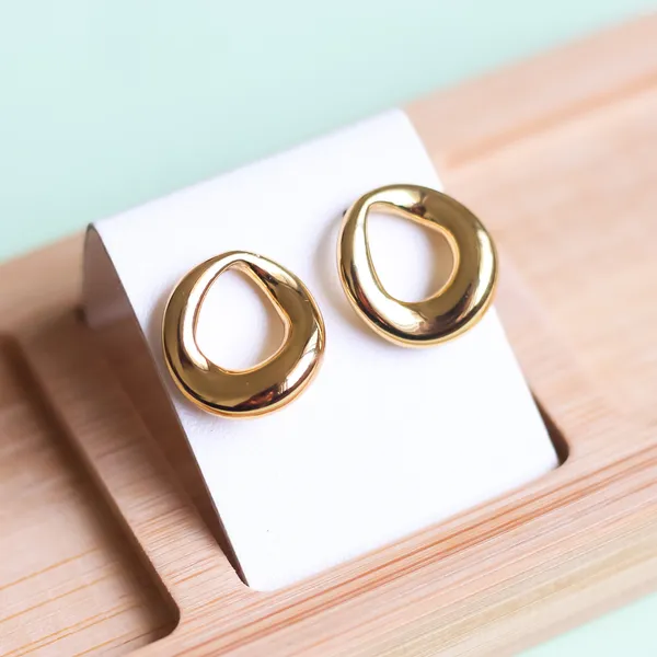 Circle_Hollow_Studs