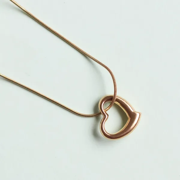 Hollow_Love_Necklace
