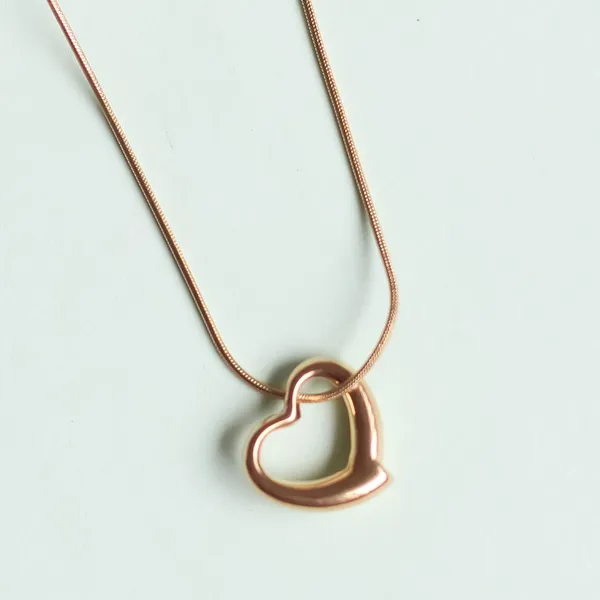 Hollow_Love_Necklace