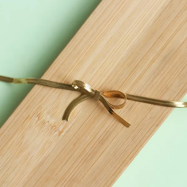 Bow_Sleek_Bracelet