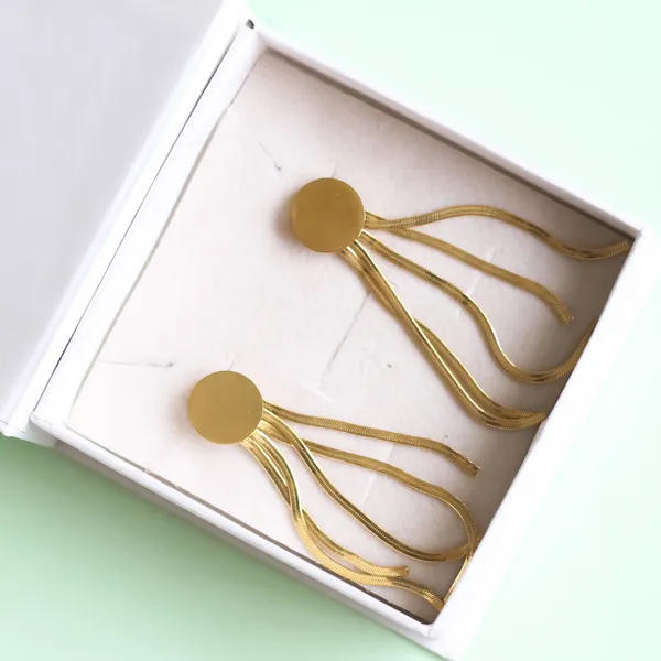 Quinn_Fringe_Earrings