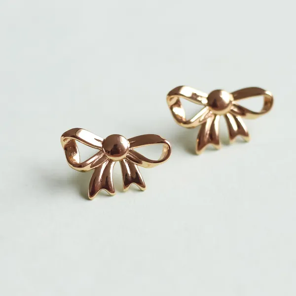 Bow_Studs