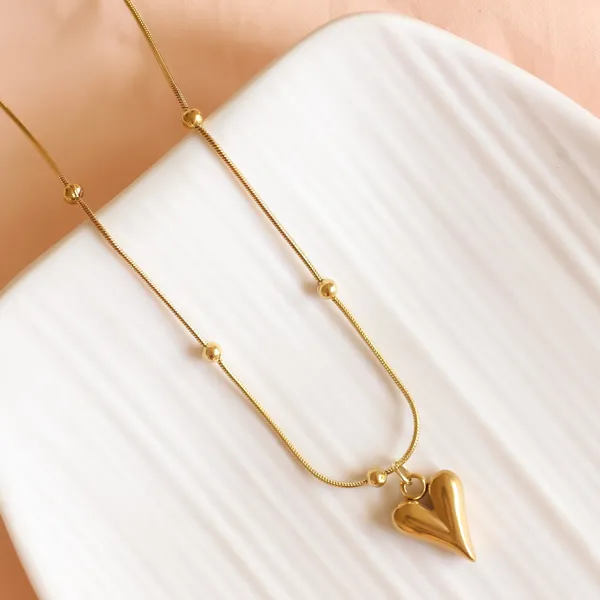 Elongated_Puffy_Heart_Necklace
