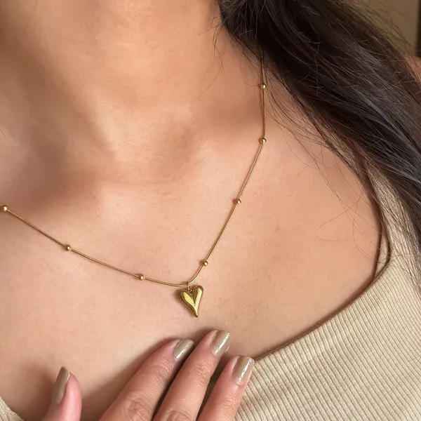 Elongated_Puffy_Heart_Necklace