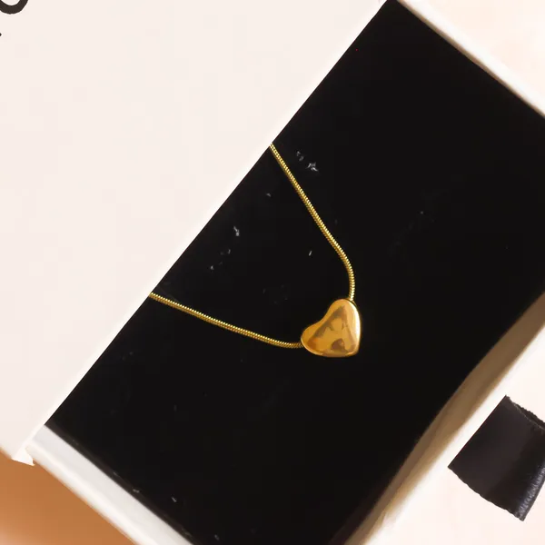Tiny_Heart_Necklace