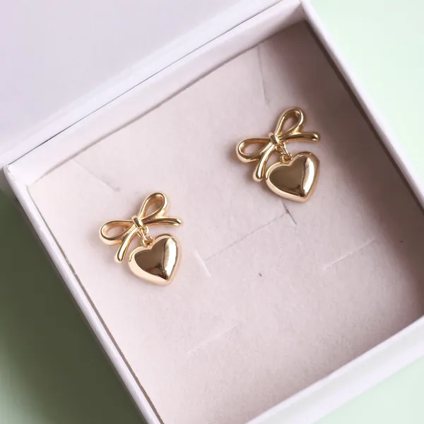 Bow_Heart_Studs