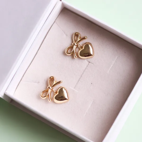 Bow_Heart_Studs