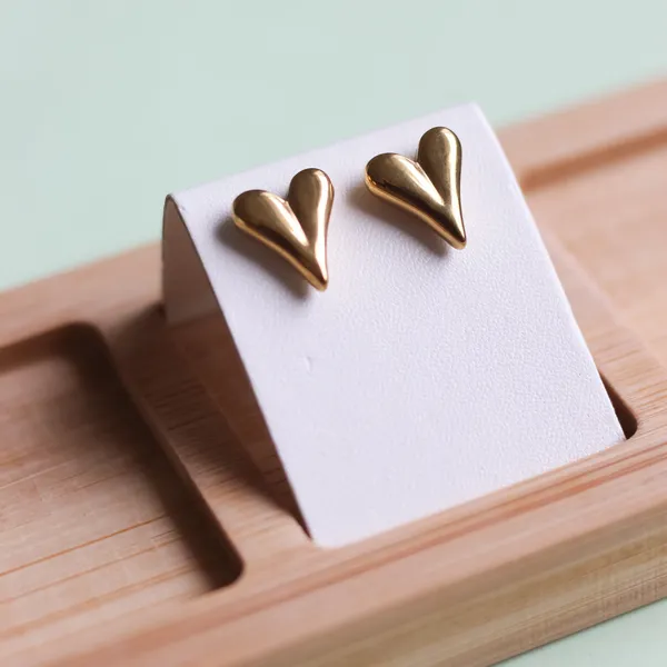 Tiny_Heart_Studs