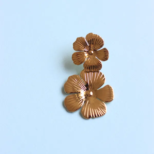 Petal_Drop_Earrings