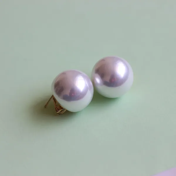 Statement_Pearl_Ball_Hoops