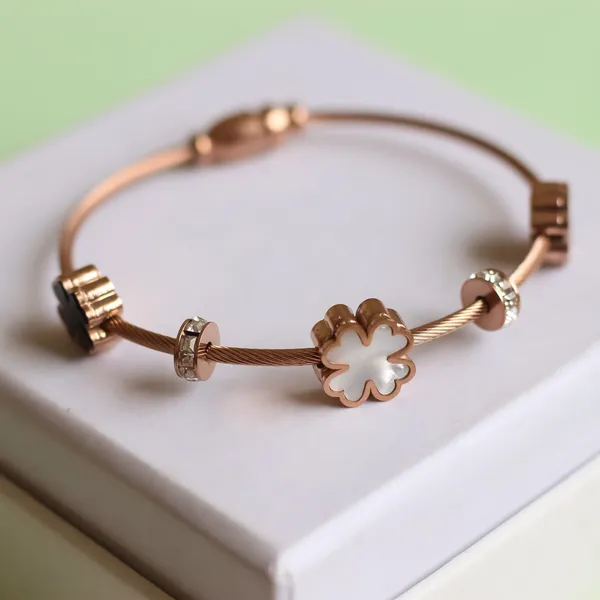 Layla_Flower_Bangle