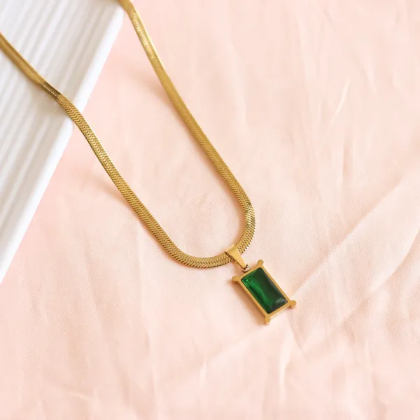Snake_Chain_With_Emerald_Stone_Pendant_Rose_Gold_Plated