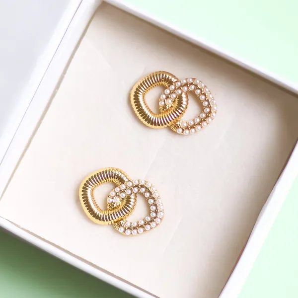 Femila_Earrings