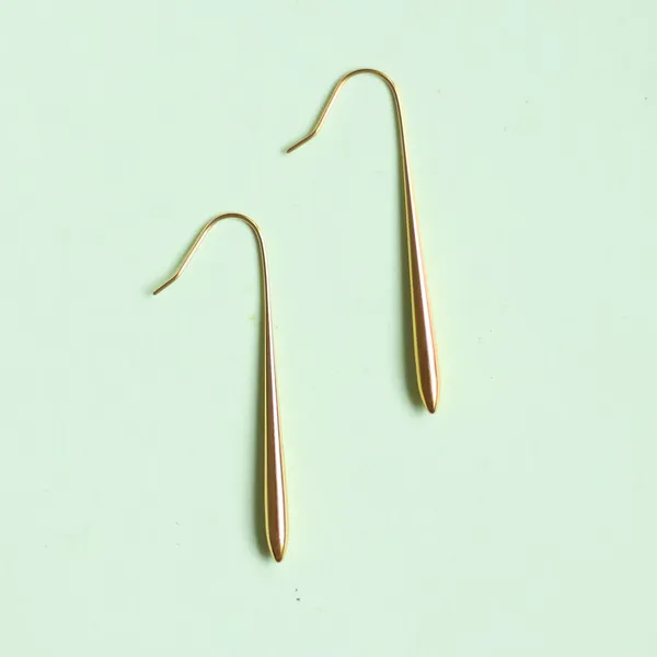 Elara_Drop_Earrings