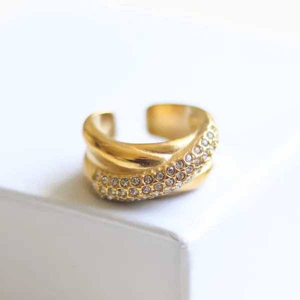 Ad_Swirl_Ring