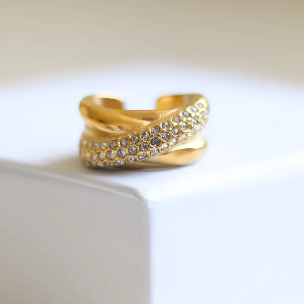 Ad_Swirl_Ring