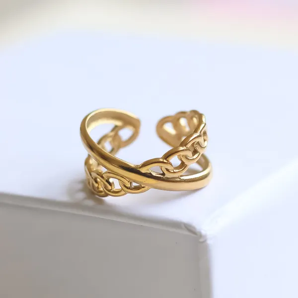 Band_Criss_Ring_Adjustable_Ring