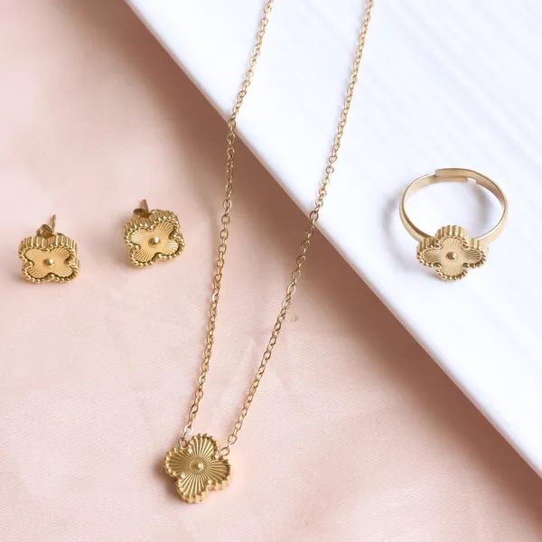 Gold_Clover_Set_Set_Of_3