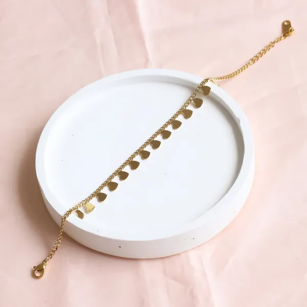 Minimalist_Heart_Bracelet