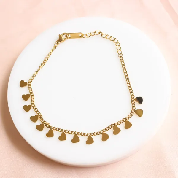 Minimalist_Heart_Bracelet